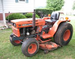 KUBOTA B8200 USZCZELKA GŁOWICY
